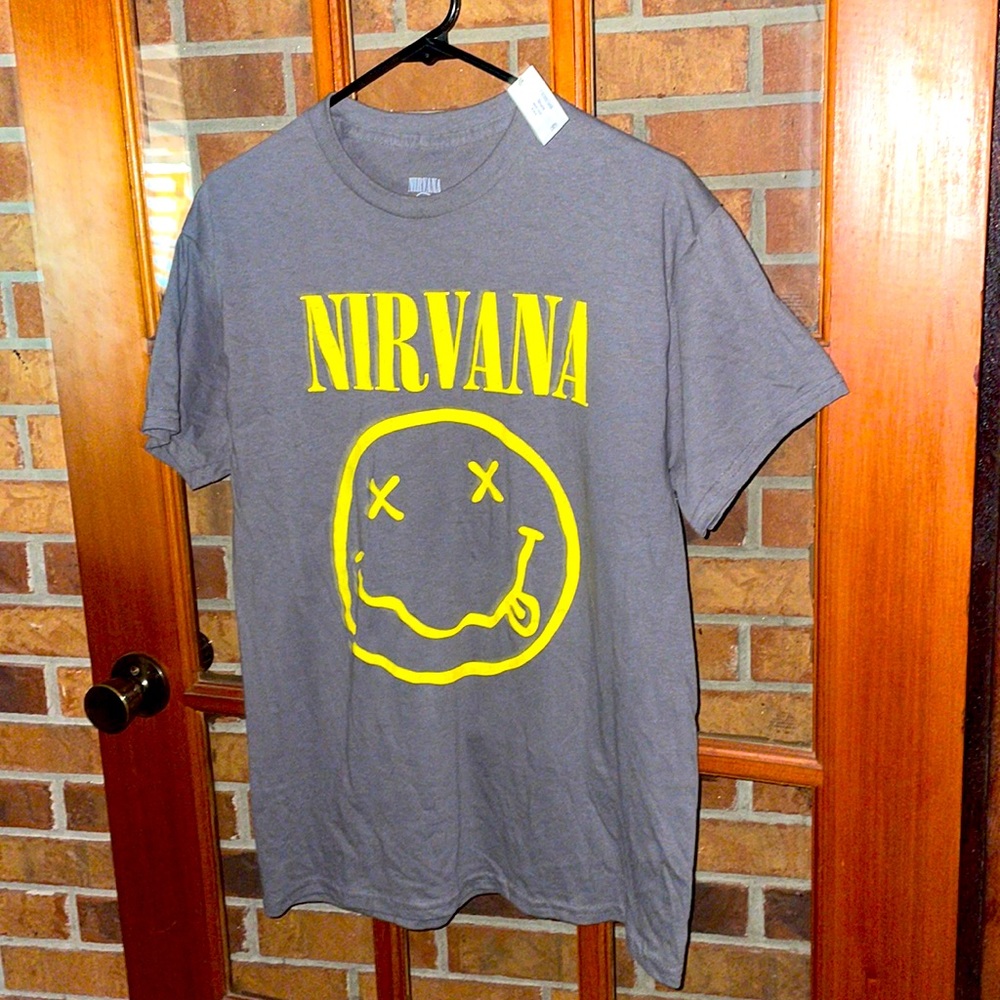 Men’s Nirvana graphic t-shirt! Size-medium!